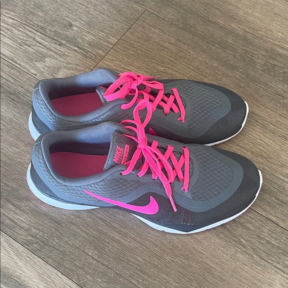 Nike Flex TR6 Sneakers - Picture 2 of 8